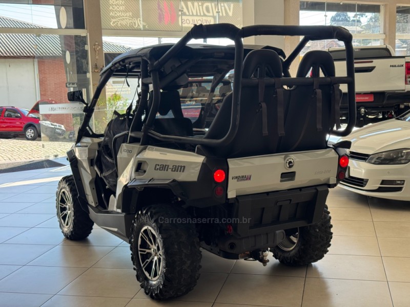 COMMANDER 1000CC EFI LIMITED - 2014 - FLORES DA CUNHA