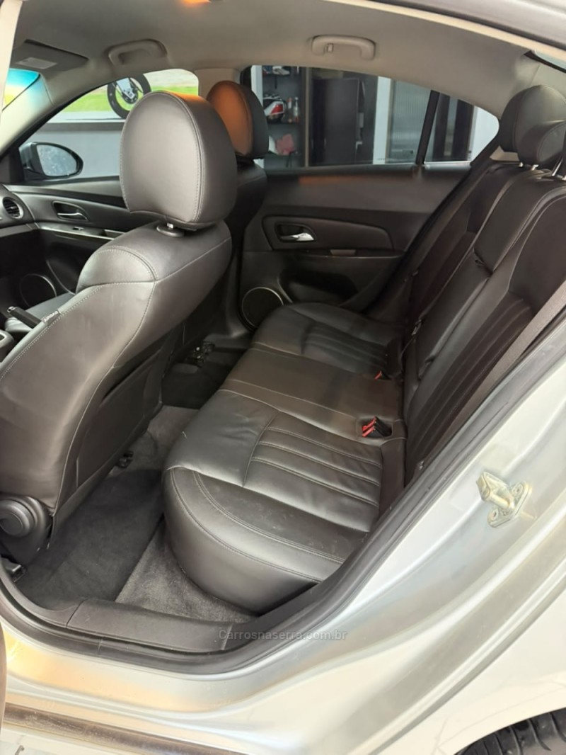 CRUZE 1.8 LT 16V FLEX 4P AUTOMÁTICO - 2013 - CAXIAS DO SUL
