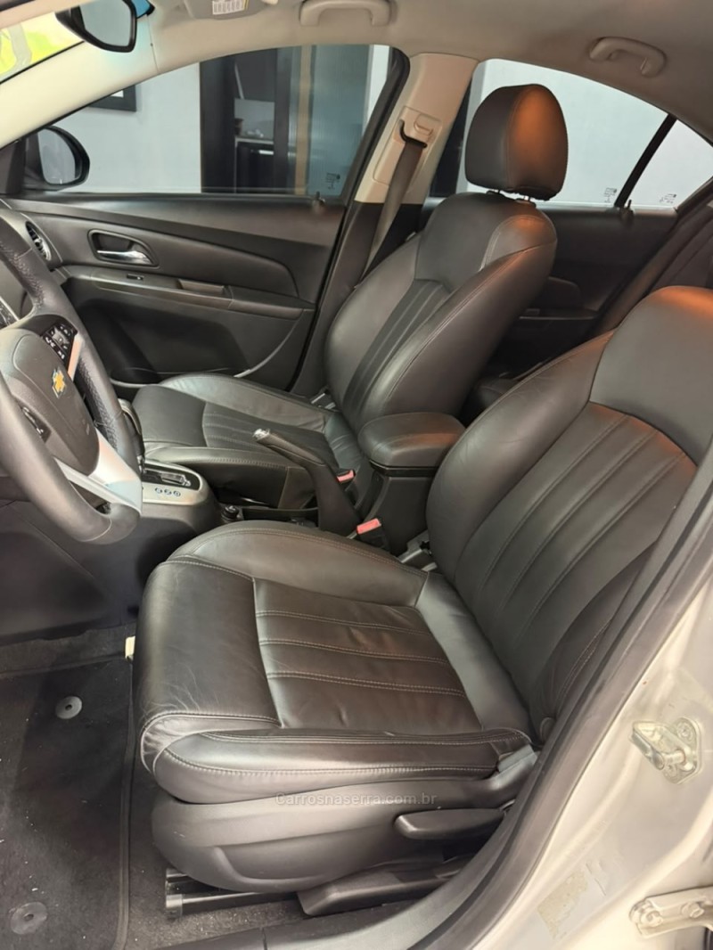 CRUZE 1.8 LT 16V FLEX 4P AUTOMÁTICO - 2013 - CAXIAS DO SUL