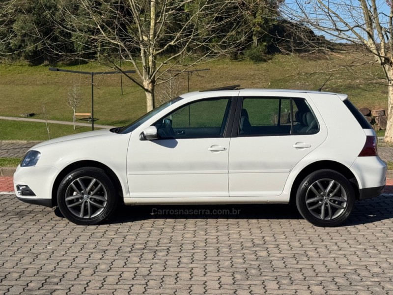 GOLF 1.6 MI 8V FLEX 4P MANUAL - 2014 - FLORES DA CUNHA