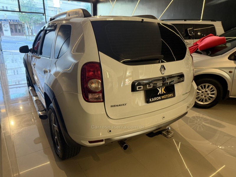 DUSTER 2.0 TECH ROAD 4X2 16V FLEX 4P AUTOMÁTICO - 2015 - CAXIAS DO SUL
