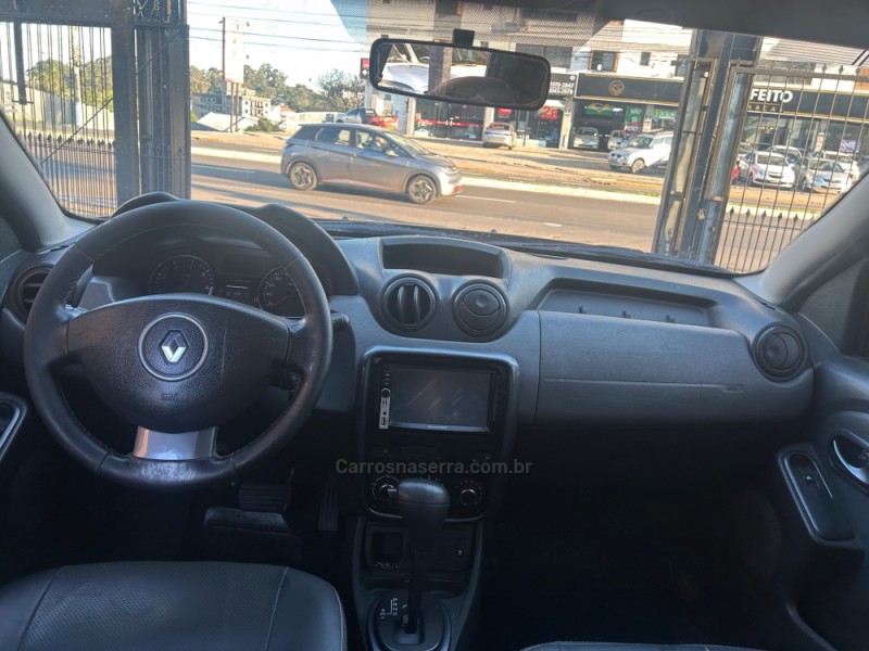 DUSTER 2.0 DYNAMIQUE 4X2 16V FLEX 4P AUTOMÁTICO - 2013 - GRAVATAí
