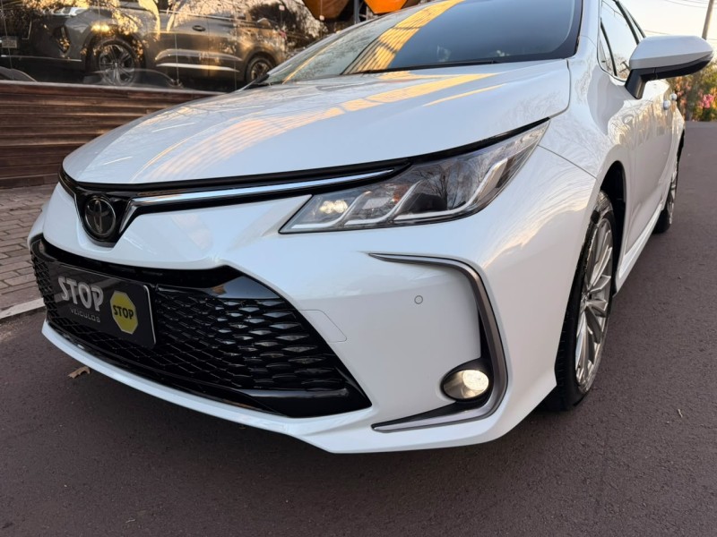 COROLLA 2.0 XEI 16V FLEX 4P AUTOMÁTICO - 2024 - DOIS IRMãOS