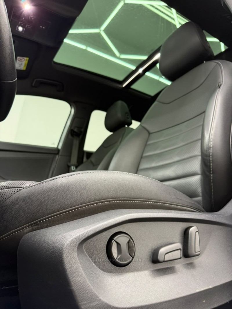 TAOS 1.4 16V HIGHLINE TSI FLEX 4P AUTOMÁTICO - 2023 - CAXIAS DO SUL