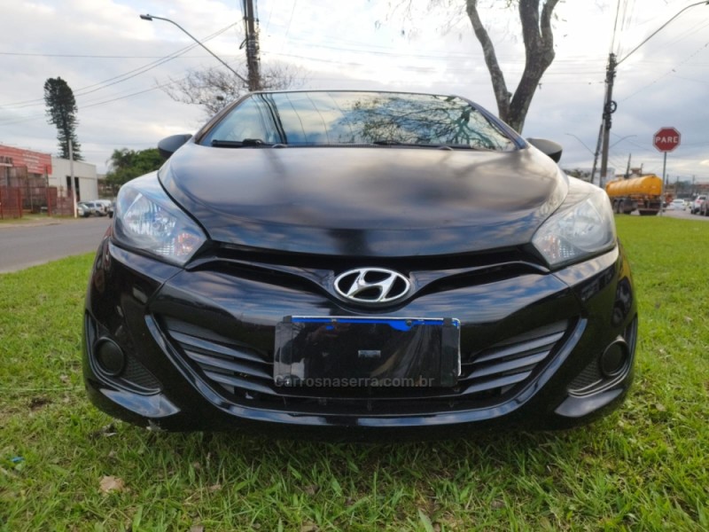 HB20 1.0 COMFORT PLUS 12V FLEX 4P MANUAL - 2014 - NOVO HAMBURGO