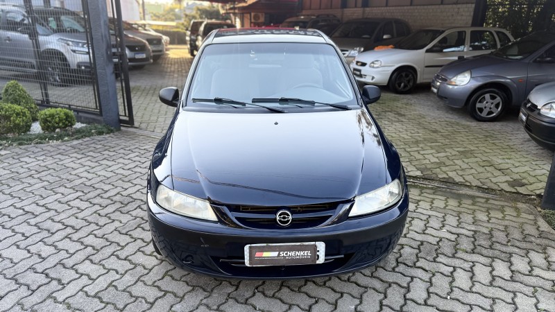 CELTA 1.0 MPFI LIFE 8V FLEX 2P MANUAL