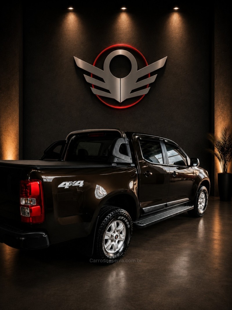 S10 2.8 LT 4X4 CD 16V TURBO DIESEL 4P AUTOMÁTICO - 2013 - IBIRAIARAS