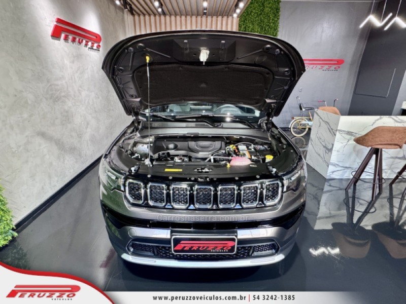 COMPASS 1.3 LONGITUDE T270 16V TURBO FLEX 4P AUTOMÁTICO - 2022 - NOVA PRATA