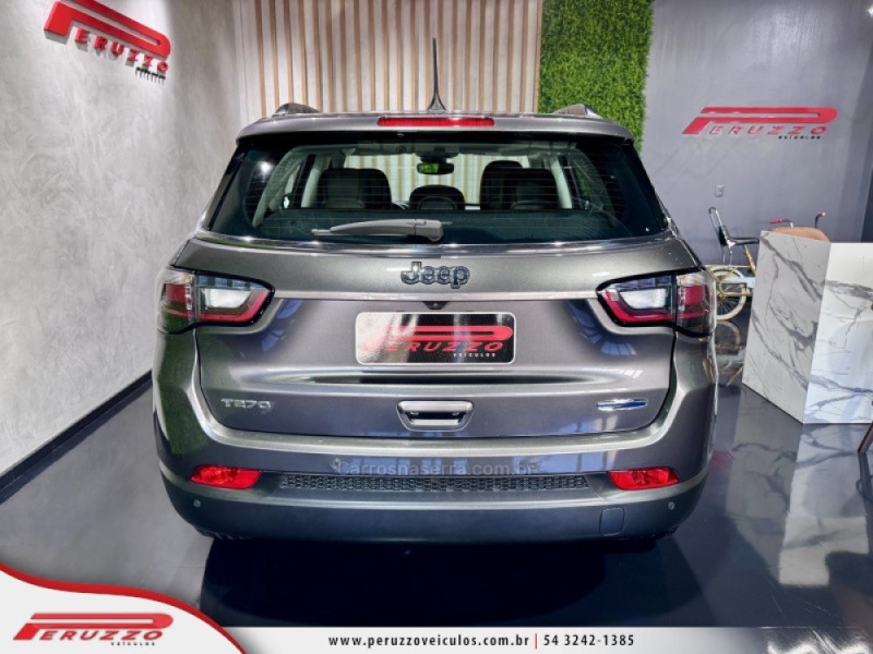 COMPASS 1.3 LONGITUDE T270 16V TURBO FLEX 4P AUTOMÁTICO - 2022 - NOVA PRATA