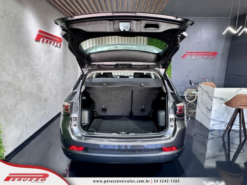 COMPASS 1.3 LONGITUDE T270 16V TURBO FLEX 4P AUTOMÁTICO - 2022 - NOVA PRATA