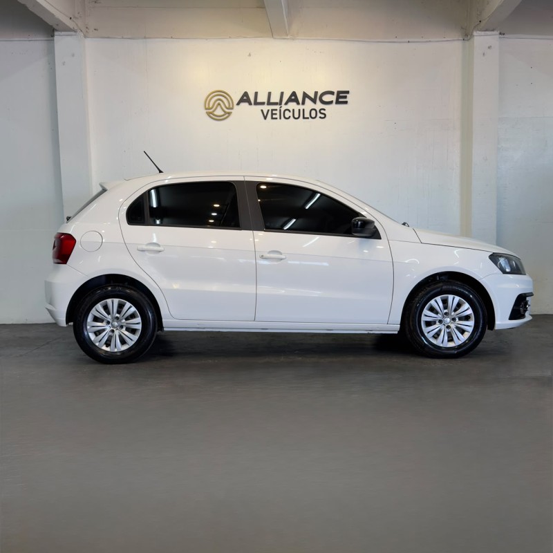 GOL 1.0 MI TRENDLINE 8V FLEX 4P MANUAL - 2017 - CAXIAS DO SUL