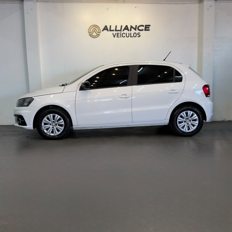 GOL 1.0 MI TRENDLINE 8V FLEX 4P MANUAL - 2017 - CAXIAS DO SUL