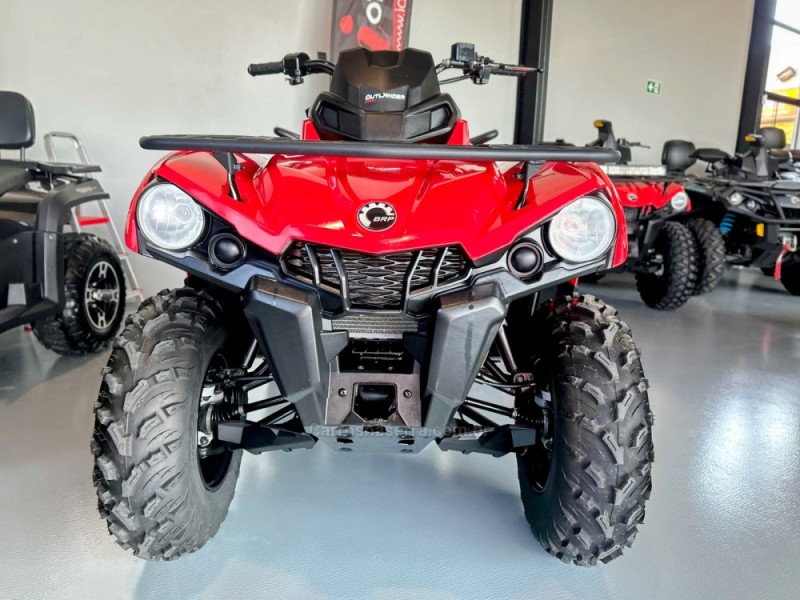 OUTLANDER 570 - 2023 - TRêS COROAS