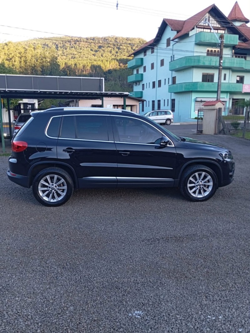 TIGUAN 2.0 TSI 16V TURBO GASOLINA 4P TIPTRONIC - 2012 - PICADA CAFé