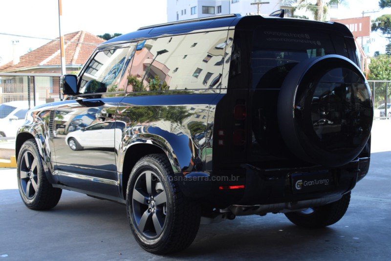 DEFENDER 3.0 D300 TURBO DIESEL MHEV 90 HSE AWD 4P AUTOMÁTICO - 2025 - CAXIAS DO SUL