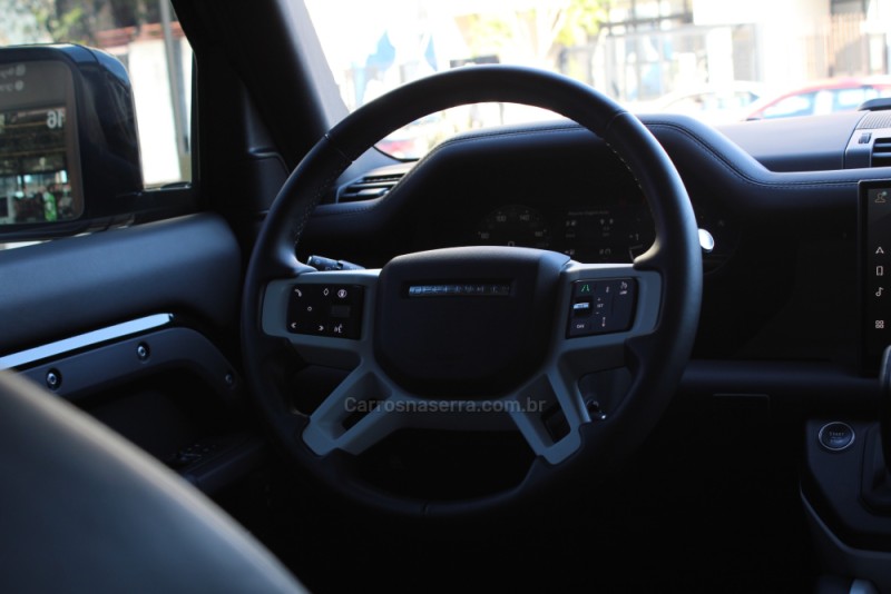 DEFENDER 3.0 D300 TURBO DIESEL MHEV 90 HSE AWD 4P AUTOMÁTICO - 2025 - CAXIAS DO SUL