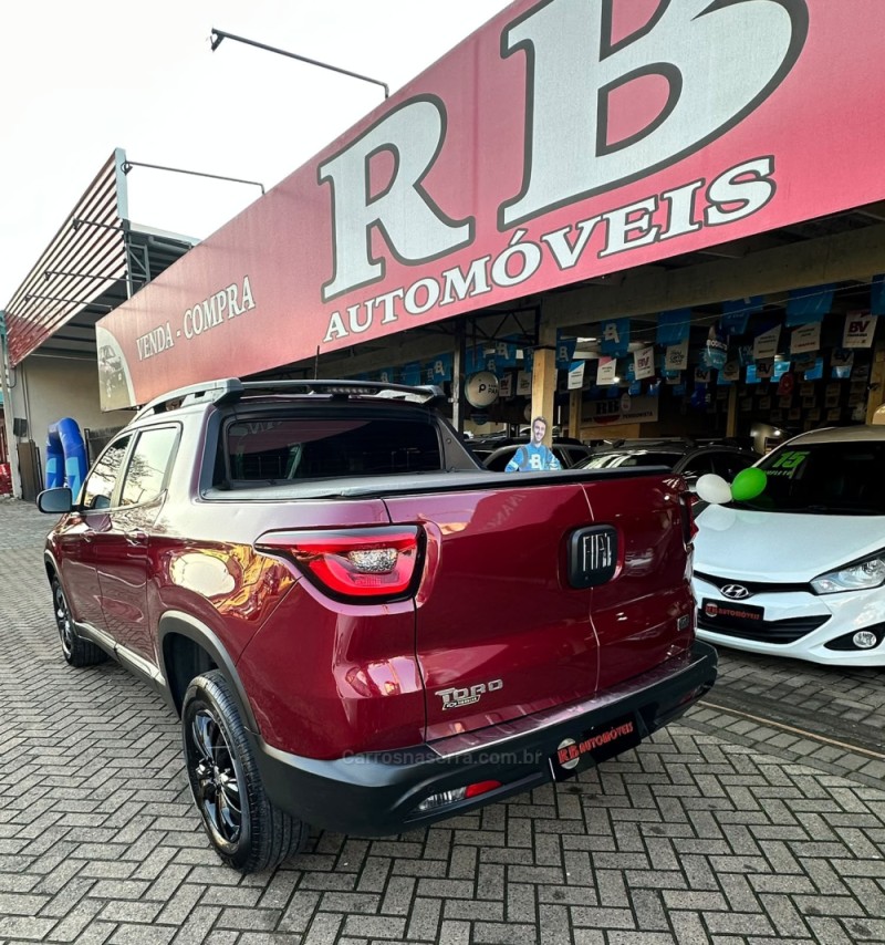 TORO 2.0 16V TURBO DIESEL FREEDOM 4WD AT9 AUTOMÁTICO - 2022 - PAROBé