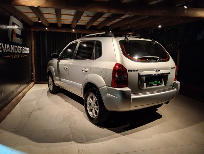 TUCSON 2.0 MPFI GLS 16V 143CV 2WD GASOLINA 4P AUTOMÁTICO - 2012 - CAXIAS DO SUL