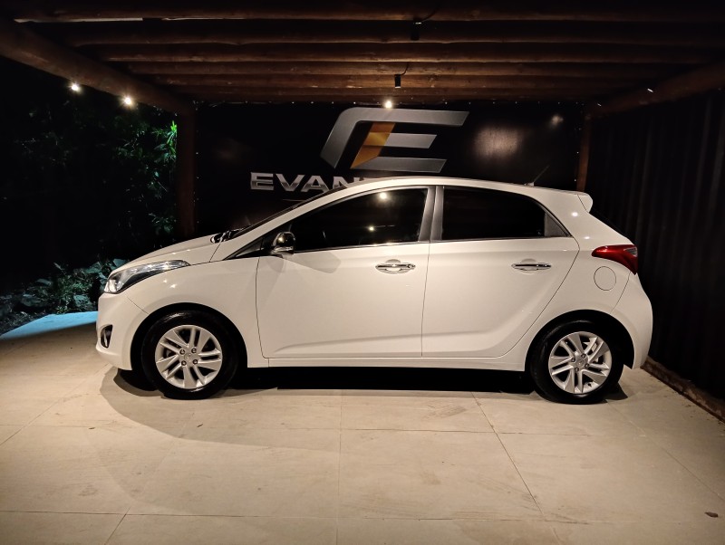 HB20 1.6 PREMIUM 16V FLEX 4P MANUAL - 2015 - CAXIAS DO SUL