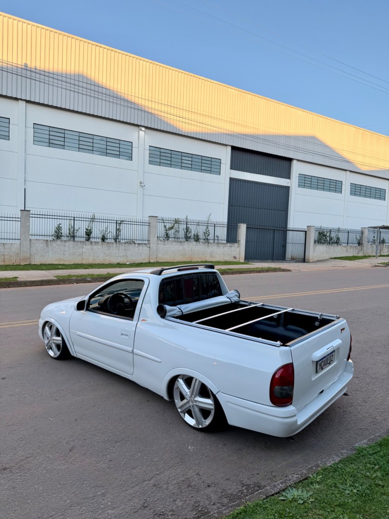 CORSA 1.6 MPFI STD CS PICK-UP 8V GASOLINA 2P MANUAL - 2002 - CAXIAS DO SUL