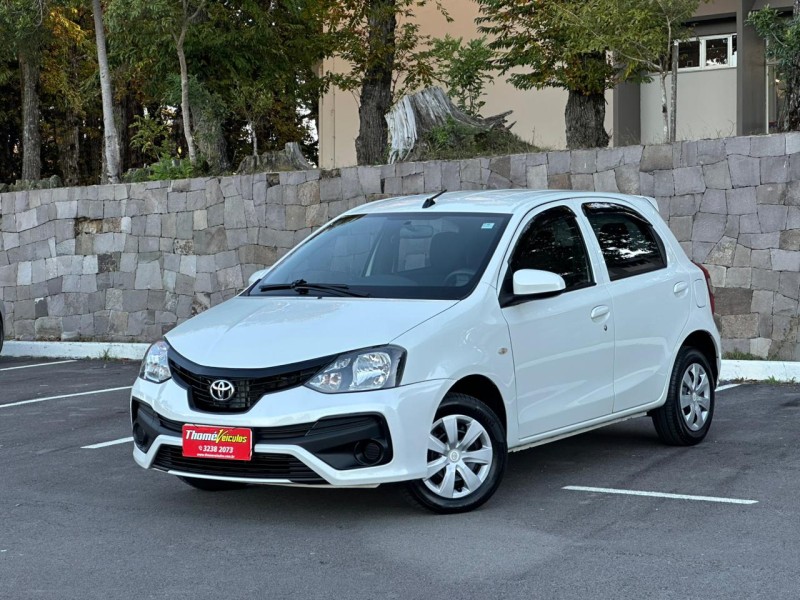 ETIOS 1.5 X PLUS 16V FLEX 4P MANUAL