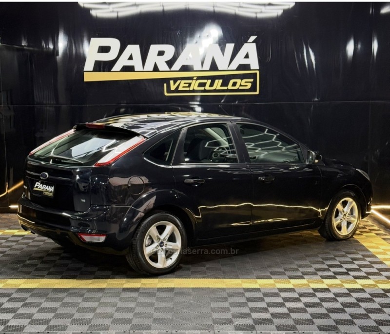 FOCUS 1.6 GLX SIGMA 16V FLEX 4P MANUAL - 2013 - ESTâNCIA VELHA