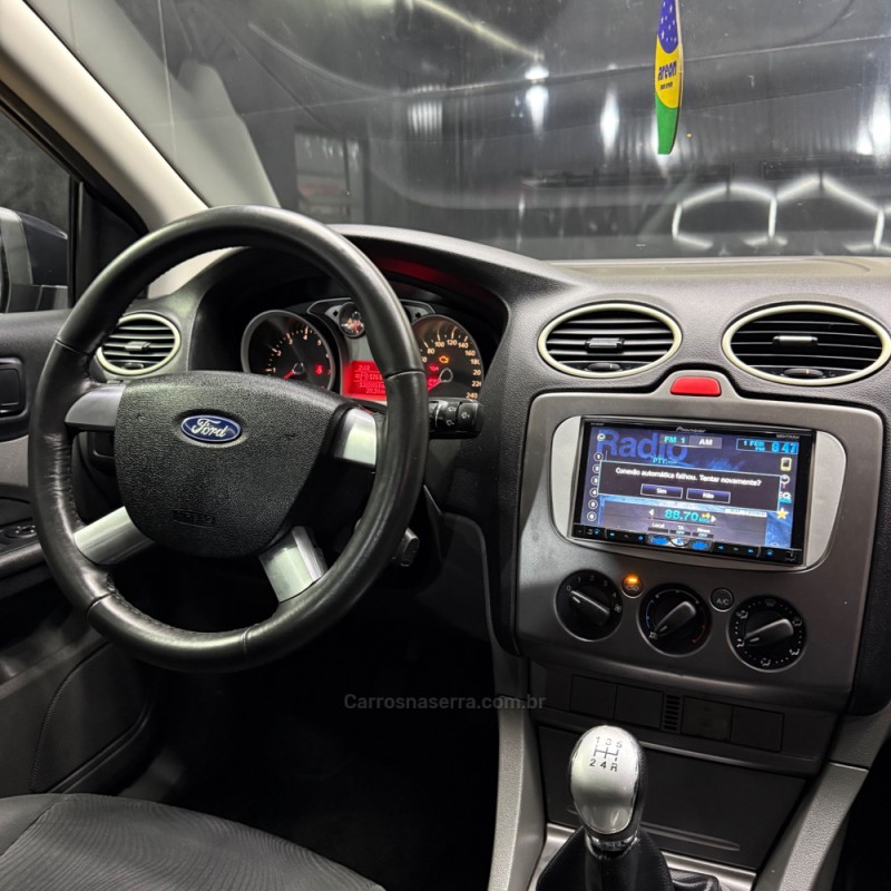 FOCUS 1.6 GLX SIGMA 16V FLEX 4P MANUAL - 2013 - ESTâNCIA VELHA