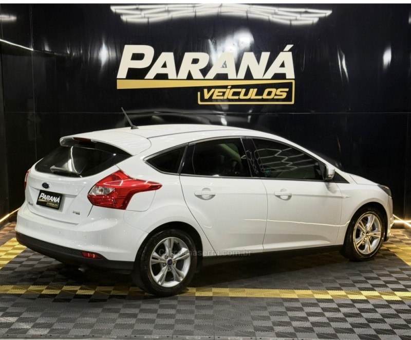 FOCUS 1.6 SE HATCH 16V FLEX 4P AUTOMÁTICO - 2014 - ESTâNCIA VELHA