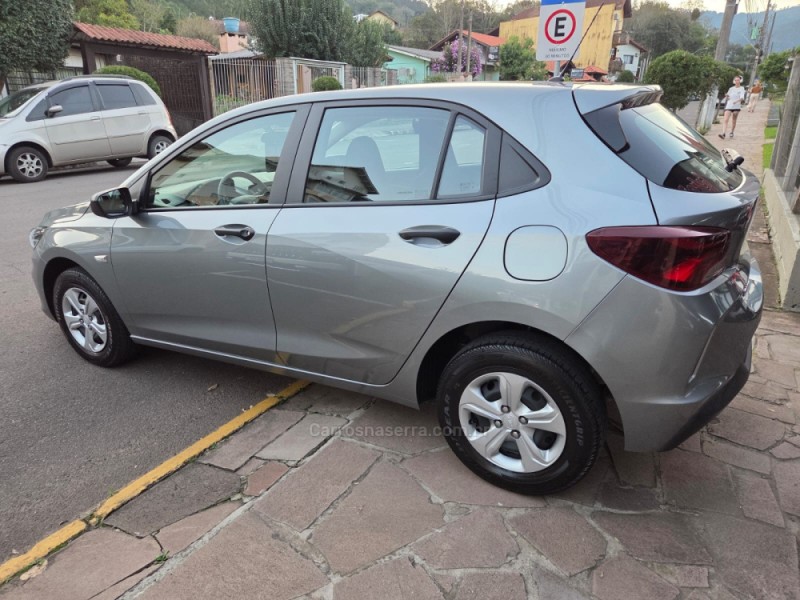 ONIX 1.0 LT 12V FLEX 4P MANUAL - 2025 - PICADA CAFé