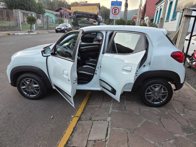 KWID 1.0 12V SCE FLEX INTENSE MANUAL - 2019 - PICADA CAFé