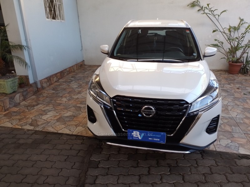 KICKS 1.6 16V SENSE FLEXSTART 4P MANUAL - 2022 - CAXIAS DO SUL