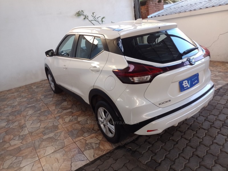 KICKS 1.6 16V SENSE FLEXSTART 4P MANUAL - 2022 - CAXIAS DO SUL