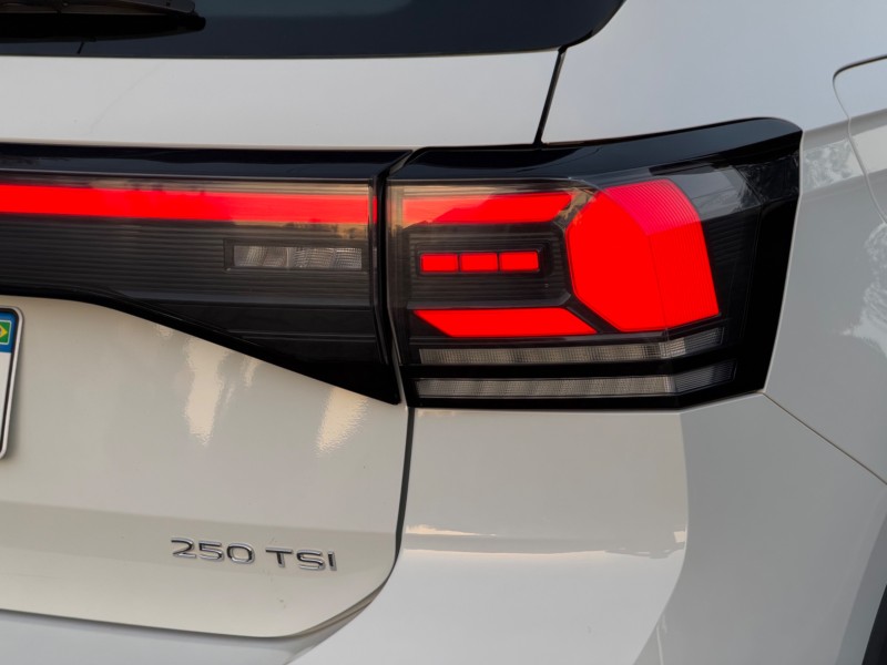 T-CROSS 1.4 HIGHLINE TSI 16V FLEX 4P AUTOMÁTICO - 2025 - DOIS IRMãOS