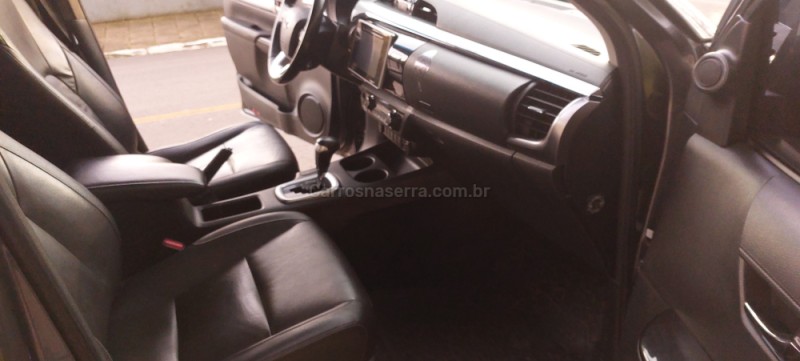HILUX 3.0 SRV 4X4 CD 16V TURBO INTERCOOLER DIESEL 4P AUTOMÁTICO - 2018 - FARROUPILHA