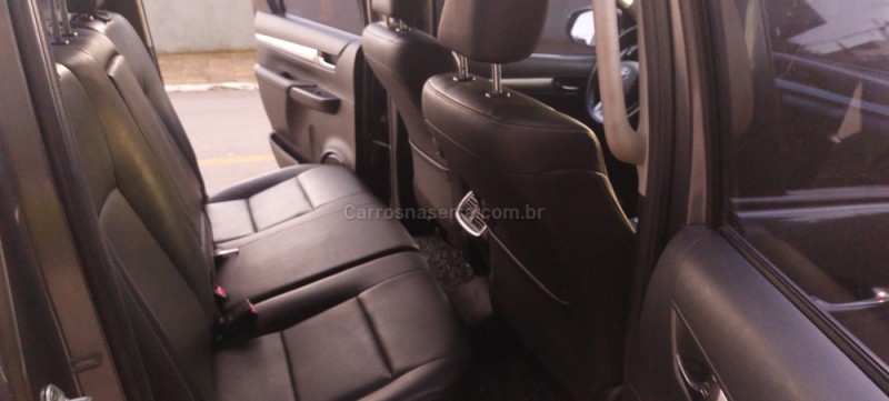 HILUX 3.0 SRV 4X4 CD 16V TURBO INTERCOOLER DIESEL 4P AUTOMÁTICO - 2018 - FARROUPILHA