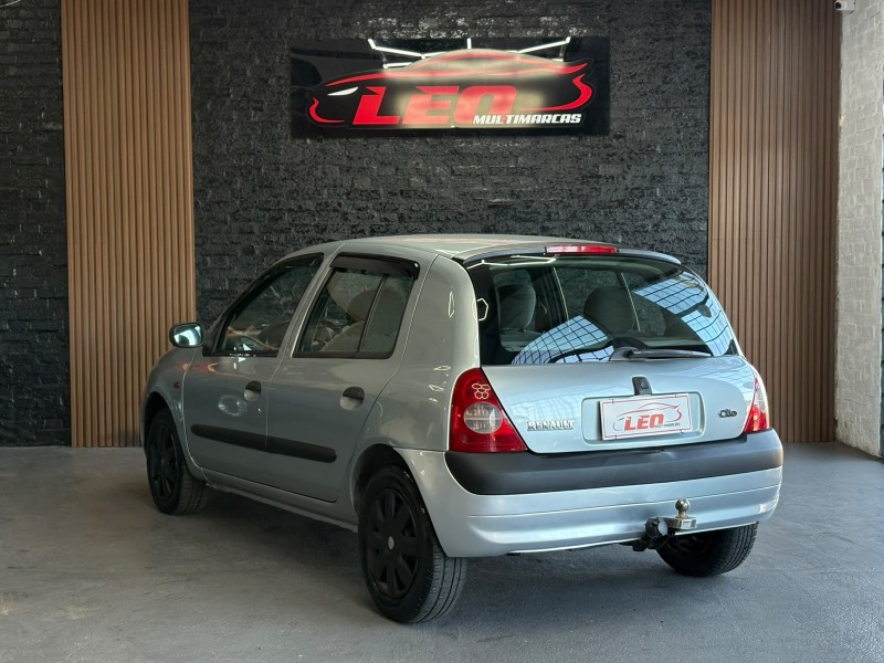 CLIO 1.6 EXPRESSION 16V GASOLINA 4P MANUAL - 2005 - CAXIAS DO SUL