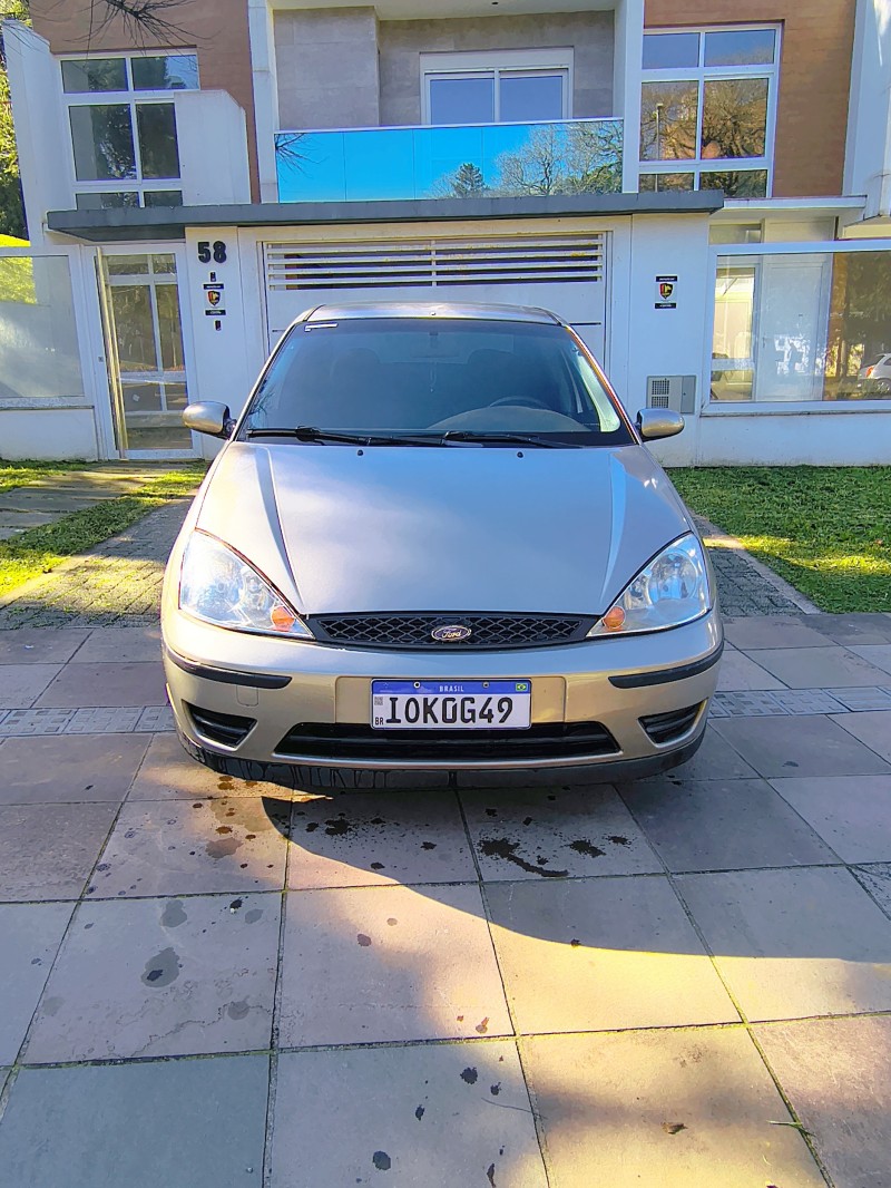 FOCUS 1.6 GL SEDAN 8V FLEX 4P MANUAL - 2008 - FARROUPILHA