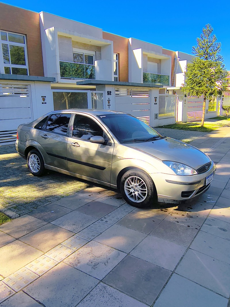 focus 1.6 gl sedan 8v flex 4p manual 2008 farroupilha