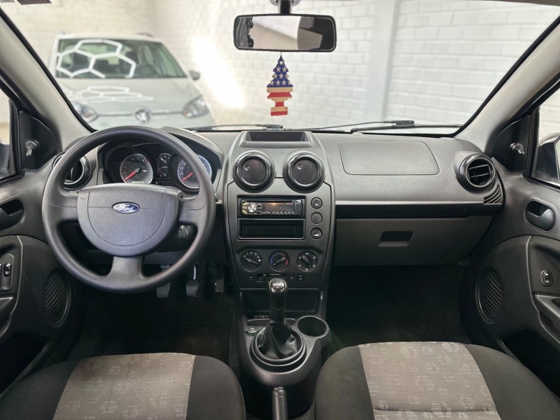 FIESTA 1.0 ROCAM SE 8V FLEX 4P MANUAL - 2014 - NOVO HAMBURGO