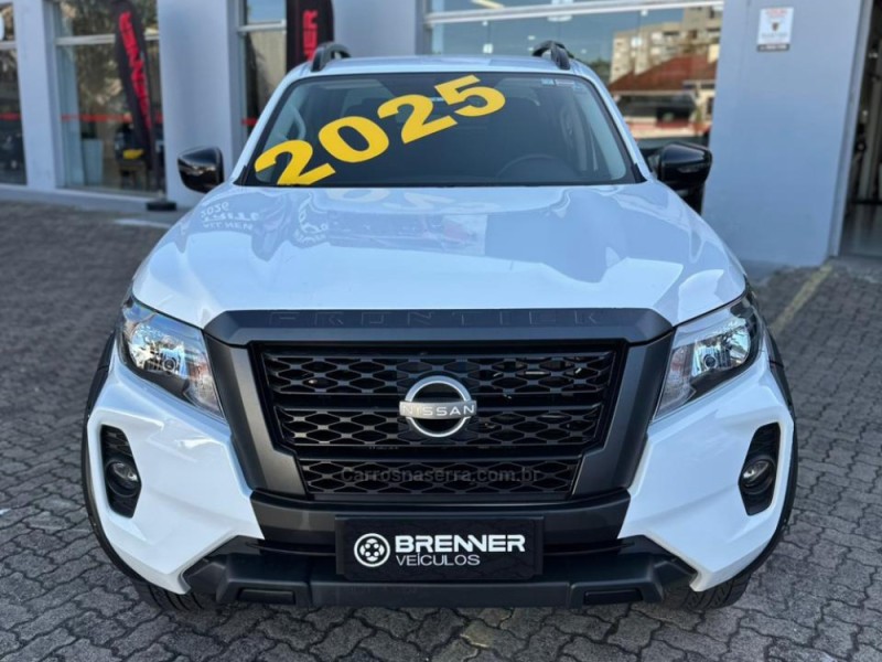 FRONTIER 2.3 ATTACK 4X4 CD BI-TURBO DIESEL 4P AUTOMÁTICO - 2025 - MONTENEGRO