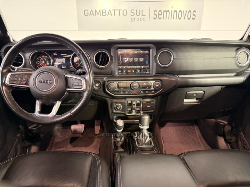 WRANGLER 2.0 SAHARA OVERLAND 4X4 16V GASOLINA 4P AUTOMÁTICO - 2019 - BENTO GONçALVES