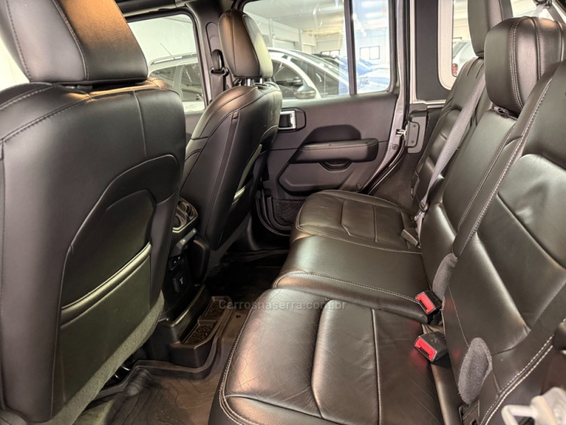 WRANGLER 2.0 SAHARA OVERLAND 4X4 16V GASOLINA 4P AUTOMÁTICO - 2019 - BENTO GONçALVES