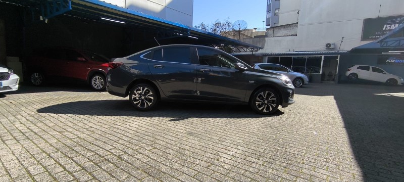 ONIX 1.0	PREMIER PLUS 12V TURBO FLEX 4P AUTOMÁTICO - 2025 - CAXIAS DO SUL