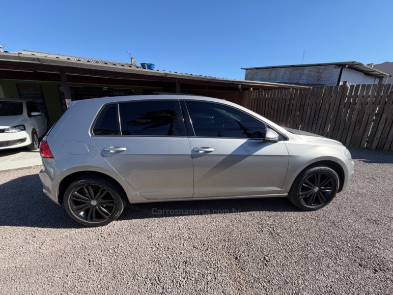 GOLF 1.6 MSI COMFORTLINE 16V TOTAL FLEX 4P TIPTRONIC - 2016 - CAXIAS DO SUL