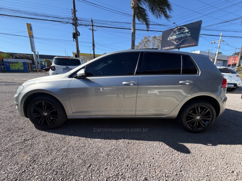 GOLF 1.6 MSI COMFORTLINE 16V TOTAL FLEX 4P TIPTRONIC - 2016 - CAXIAS DO SUL