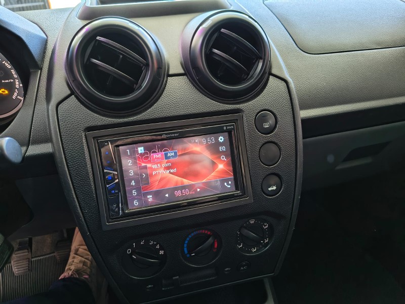 FIESTA 1.0 ROCAM SE 8V FLEX 4P MANUAL - 2014 - CAXIAS DO SUL