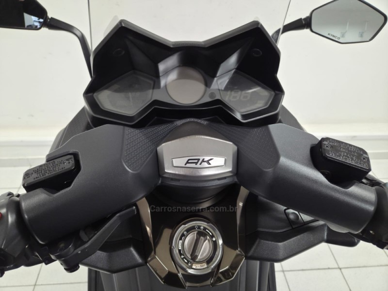 AK 550I ABS - 2023 - CAXIAS DO SUL