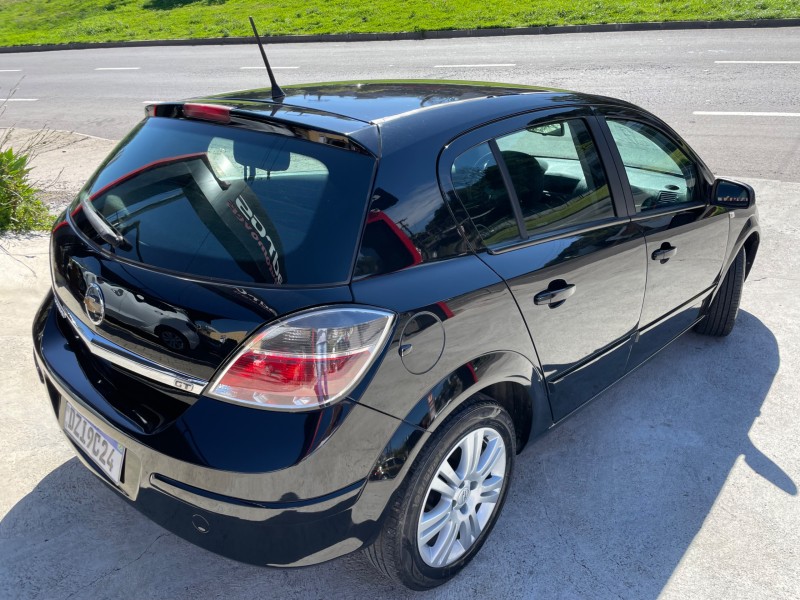 VECTRA 2.0 MPFI GT HATCH 8V FLEX 4P MANUAL - 2008 - CAXIAS DO SUL