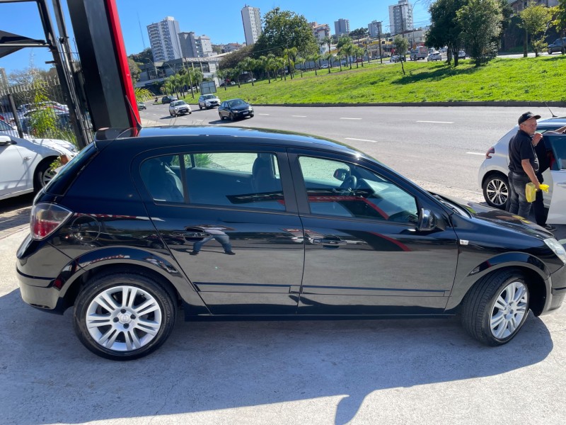 VECTRA 2.0 MPFI GT HATCH 8V FLEX 4P MANUAL - 2008 - CAXIAS DO SUL