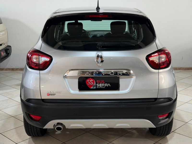 CAPTUR 1.6 16V SCE FLEX ZEN MANUAL - 2018 - CAXIAS DO SUL